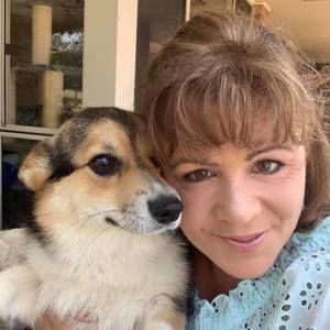 Meet your Posher, Renay